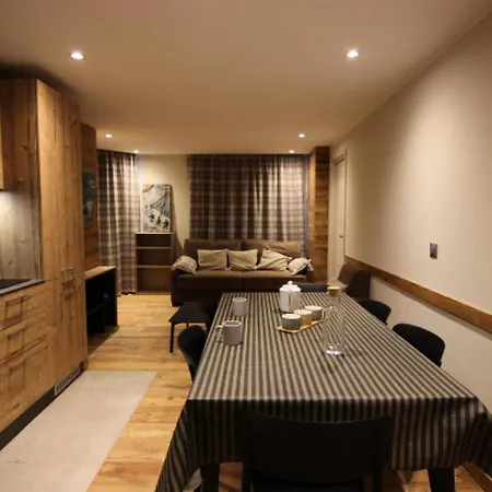 아파트 Diamant - De Standing Renove Par Architecte Mae-9184 발토랑스